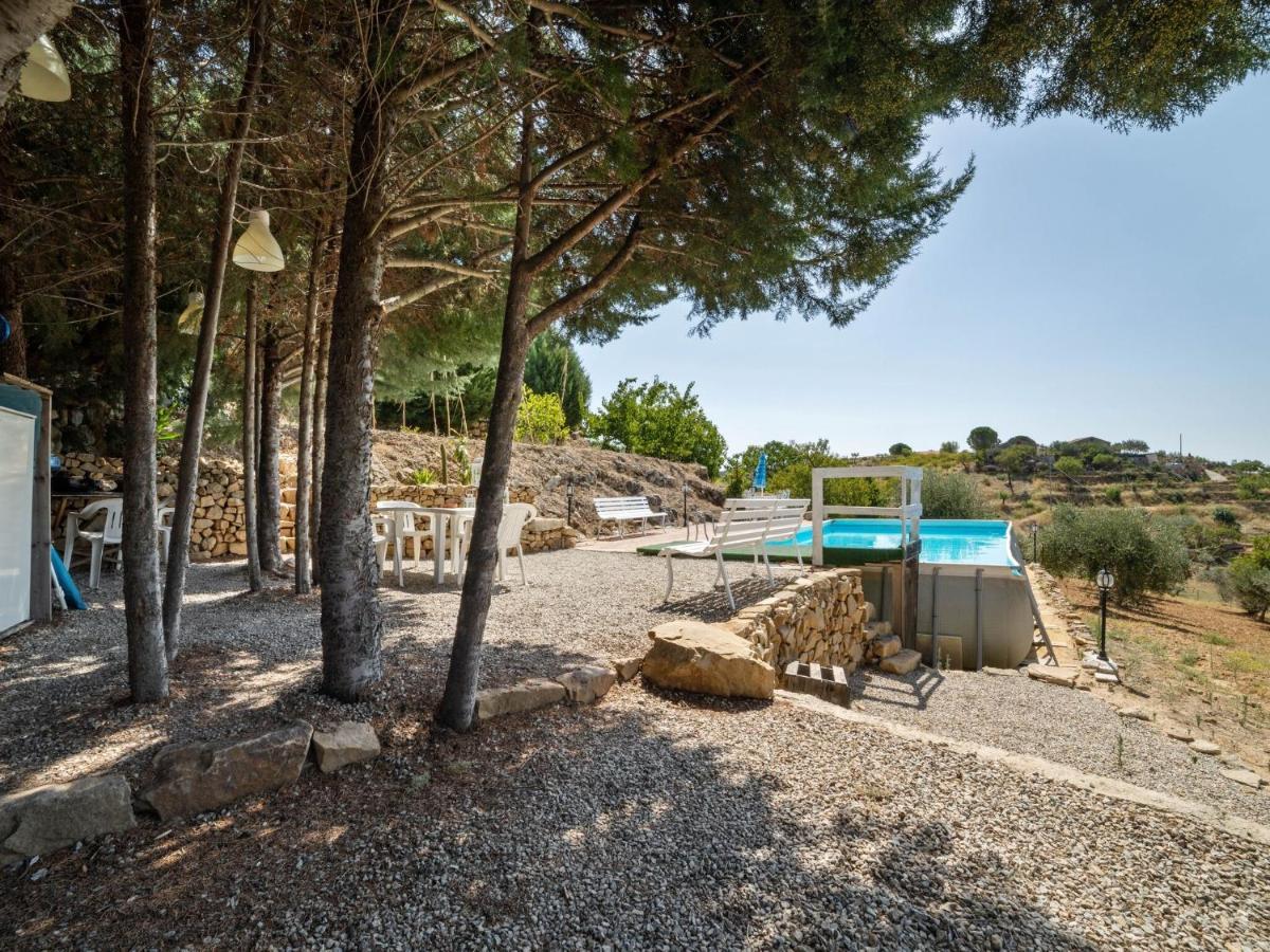 Belvilla By Oyo Modern Villa In Nissoria With Pool Extérieur photo