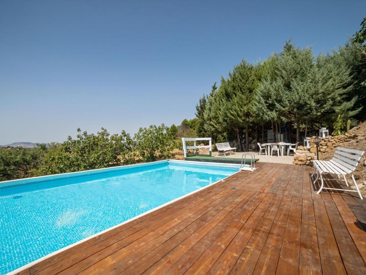 Belvilla By Oyo Modern Villa In Nissoria With Pool Extérieur photo