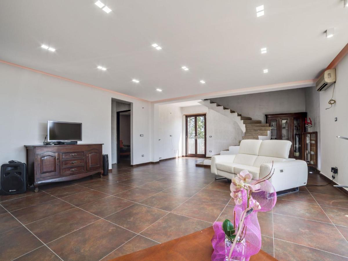 Belvilla By Oyo Modern Villa In Nissoria With Pool Extérieur photo