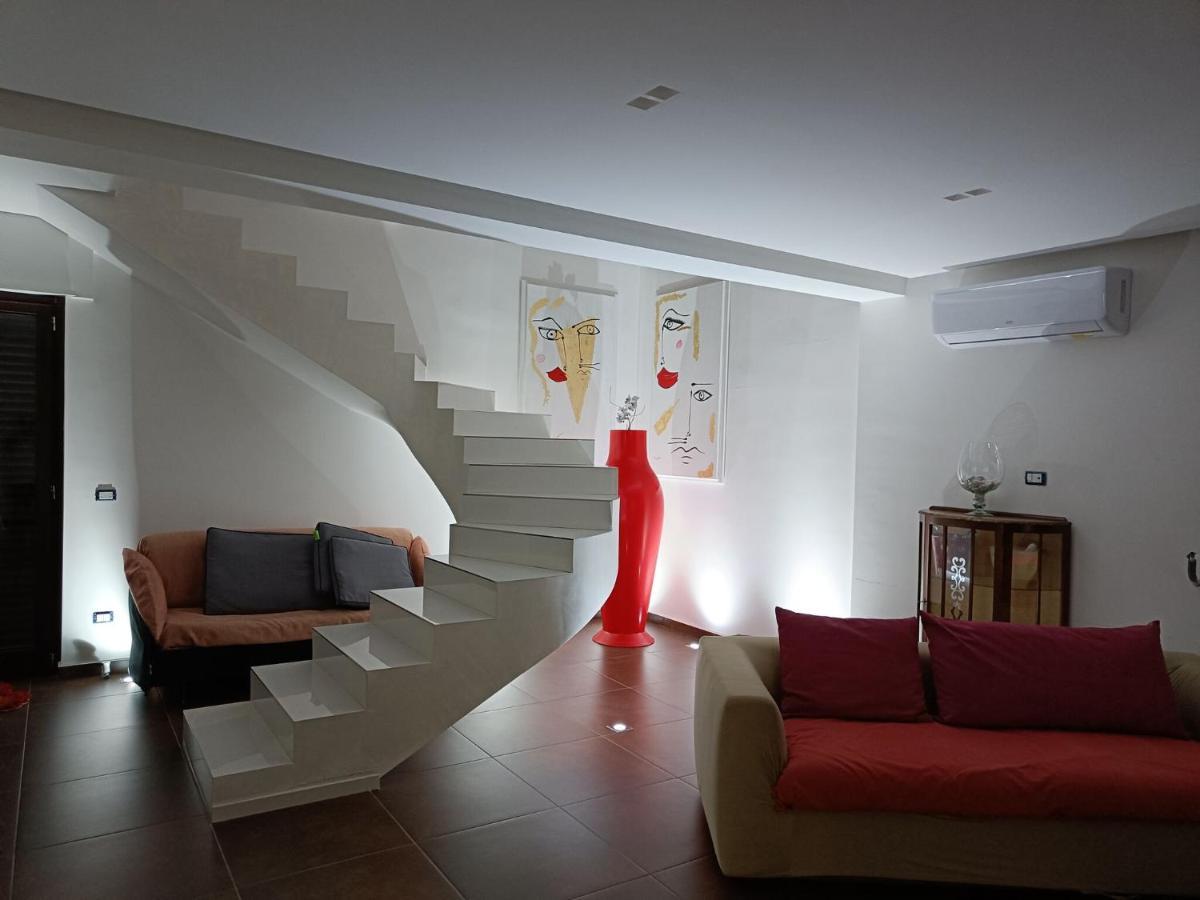 Belvilla By Oyo Modern Villa In Nissoria With Pool Extérieur photo